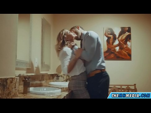 ❤️ Калі грудастая бландынка спакушае цябе ў грамадскім туалете ️❌ Сэкс на be.courseclass.ru ❌❤